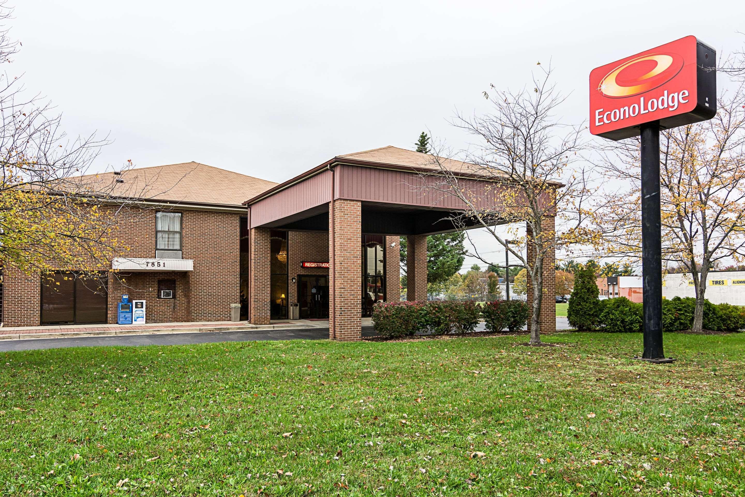 Econo Hospedaje yrews AFB Clinton Exterior foto