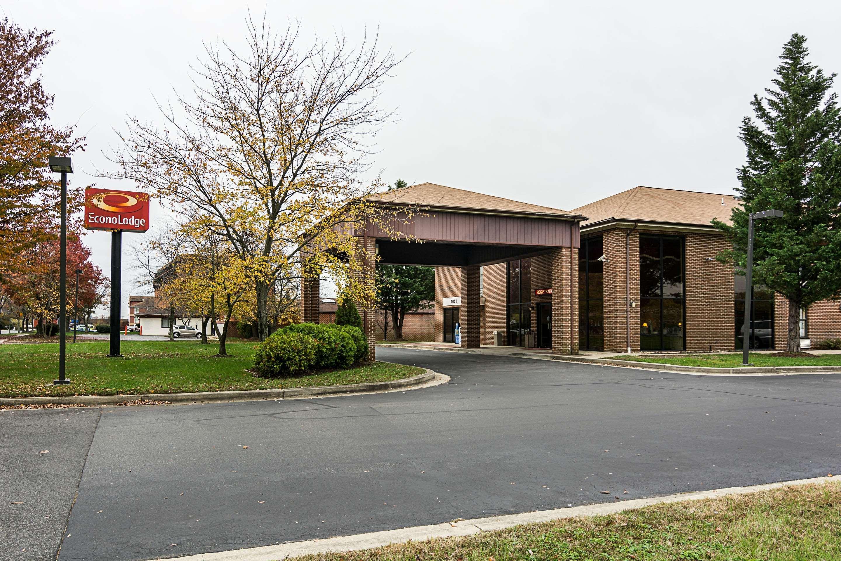 Econo Hospedaje yrews AFB Clinton Exterior foto